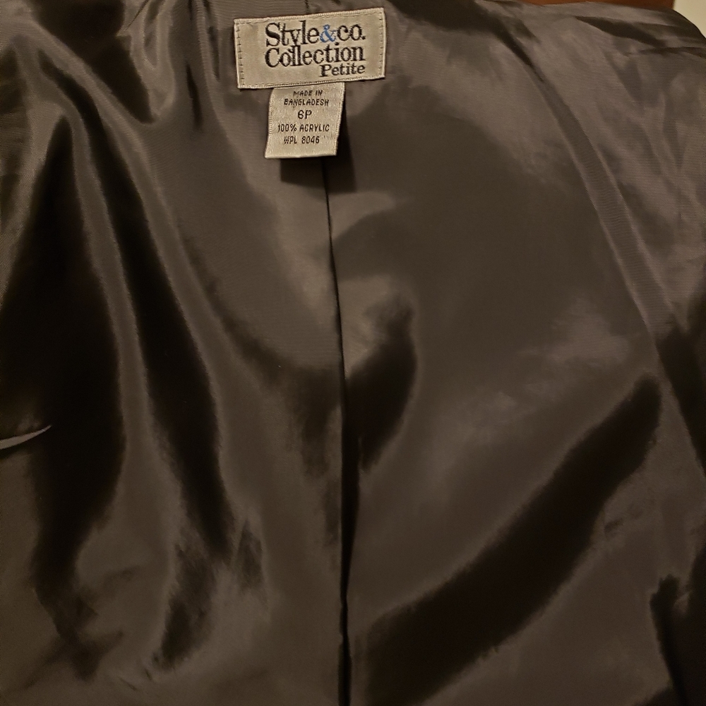 Women's blazer Size: - Picture 3 of 3